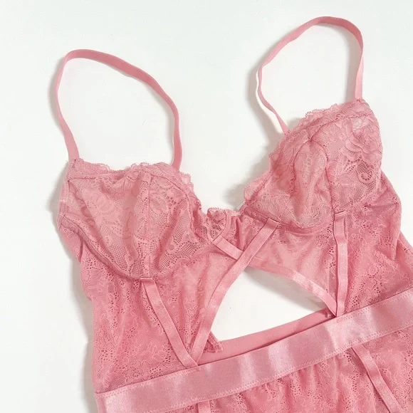 ASOS Pink Lace Bodysuit - Picture 8 of 13